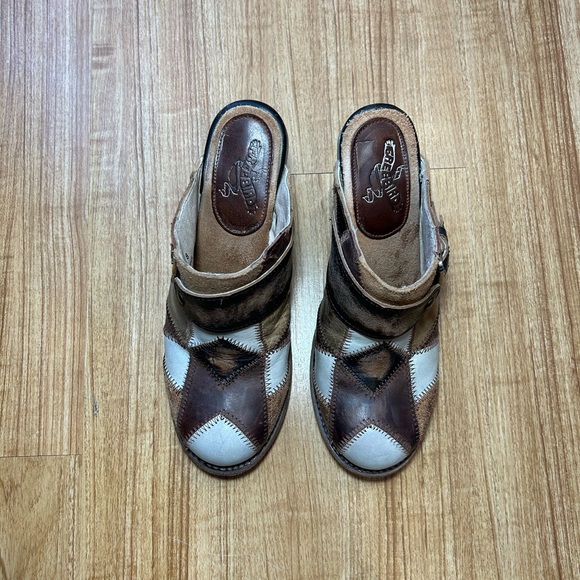 Freebird Steven Multi Clog Beetle - Picture 2 of 11